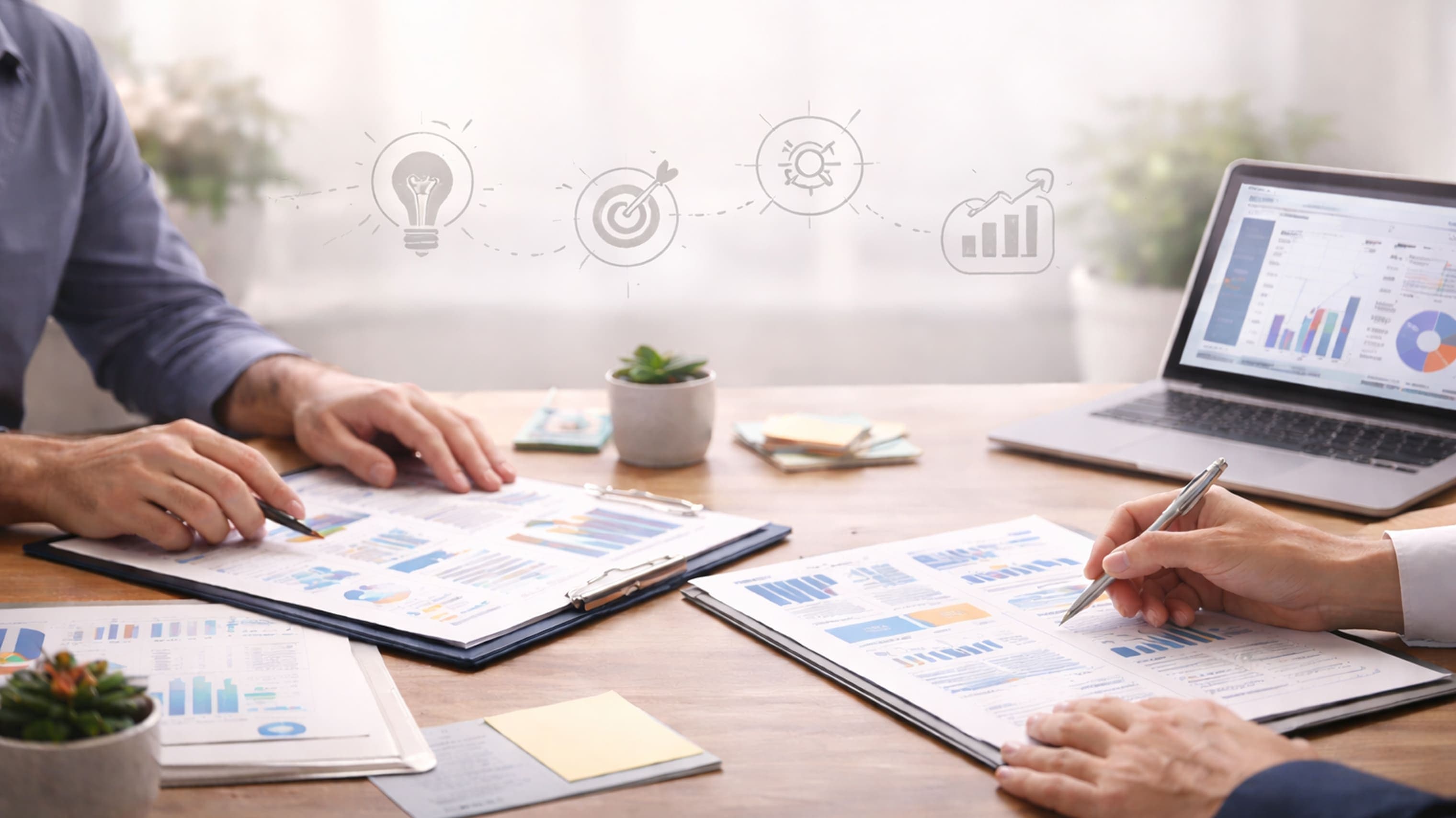 Digital services hero - web content across devices